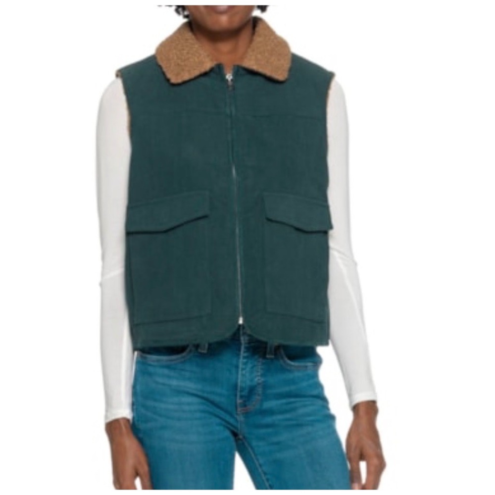 Mountain and Isles Corduroy Vest Women L Green Good Sherpa Lined Zip Front NWOT